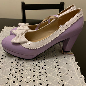 Adorable Patent Purple White Bow Heels